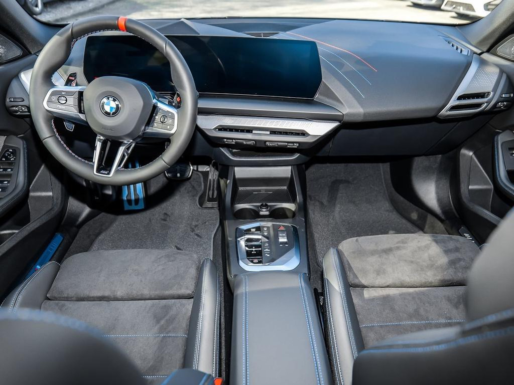 BMW M235