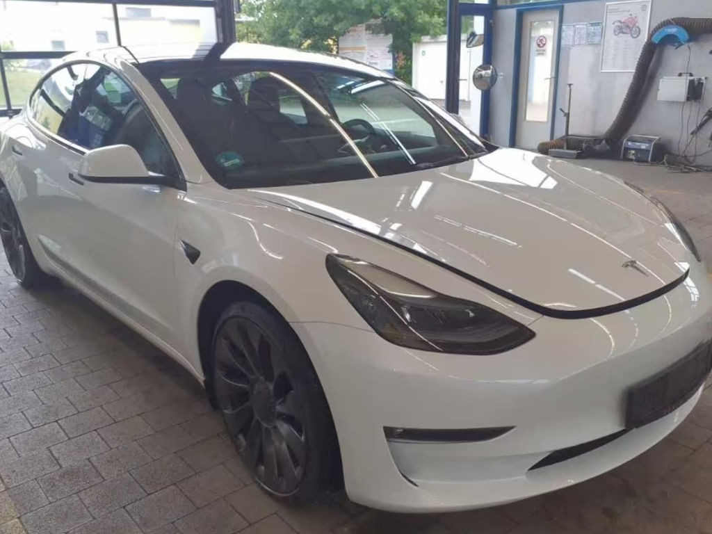 Tesla Model 3 Performance Dual Motor AWD