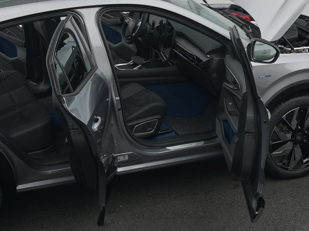 Renault Rafale