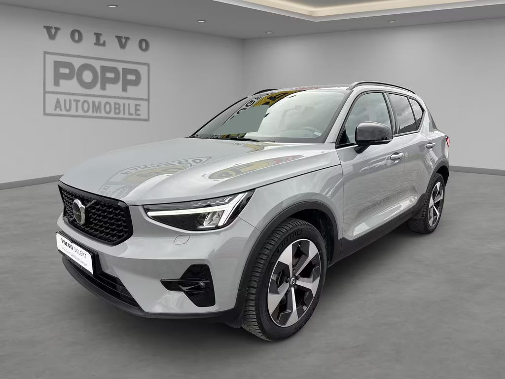 Volvo XC40 Plus Dark