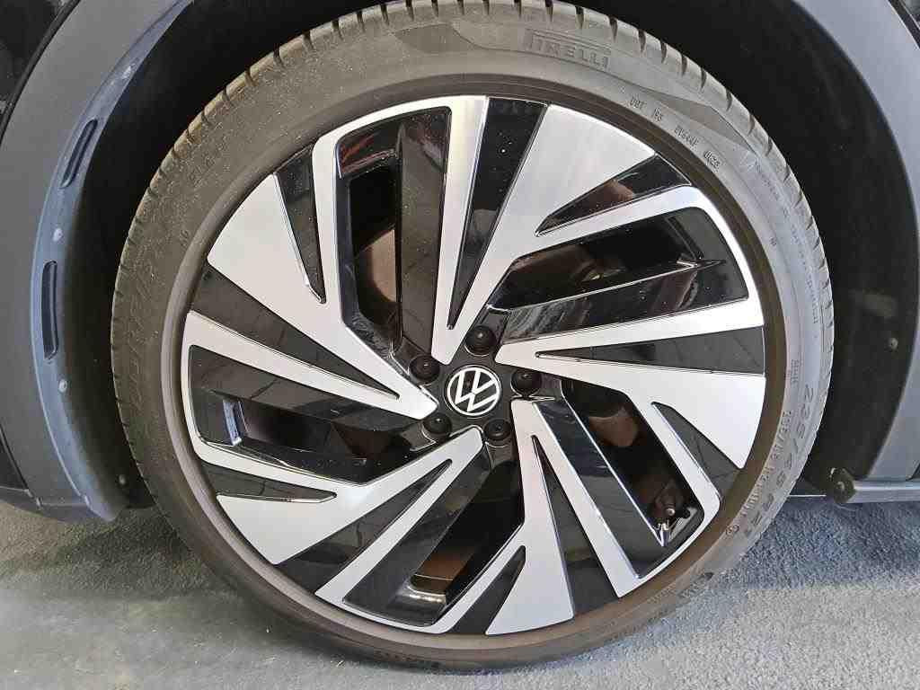 Volkswagen ID.5