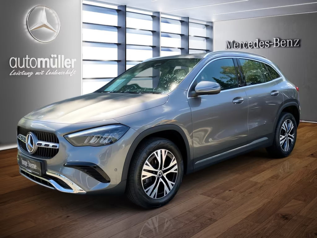 Mercedes-Benz GLA-Klasse GLA 200 AUT Fernlichtass. Kam. KlimaA LM Markise
