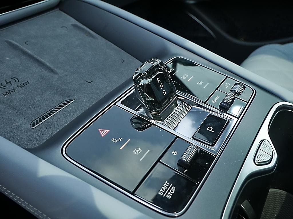 BYD Sealion 7