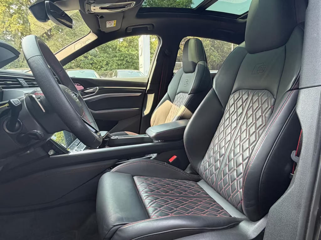 Audi SQ8 e-tron