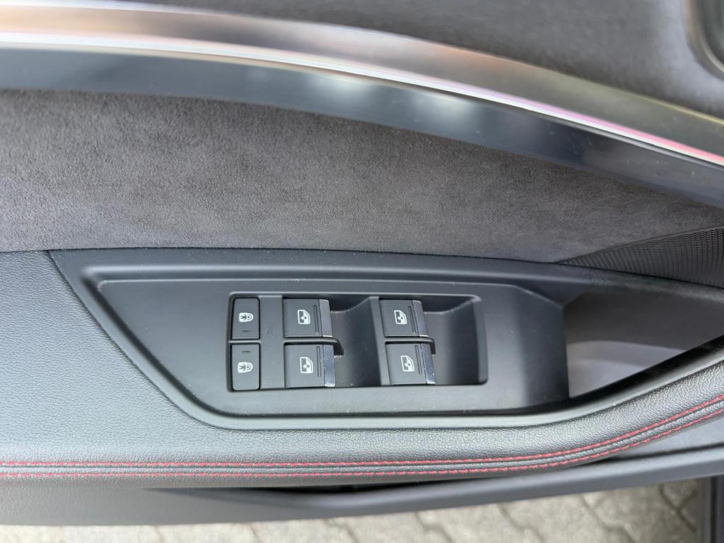 Audi SQ8 e-tron