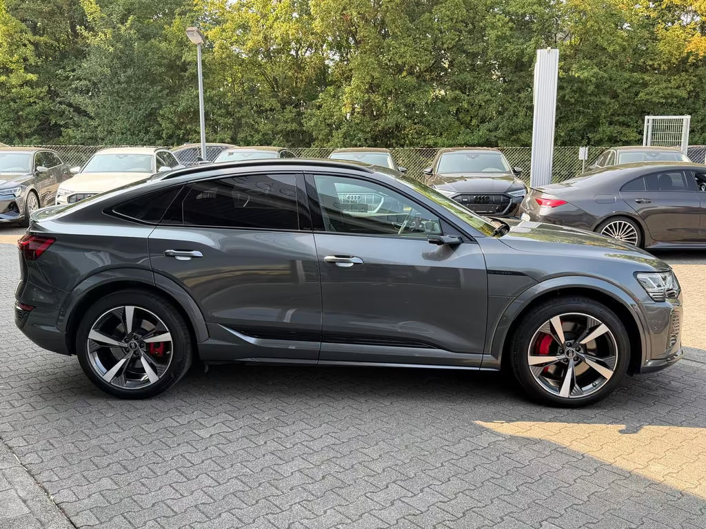 Audi SQ8 e-tron