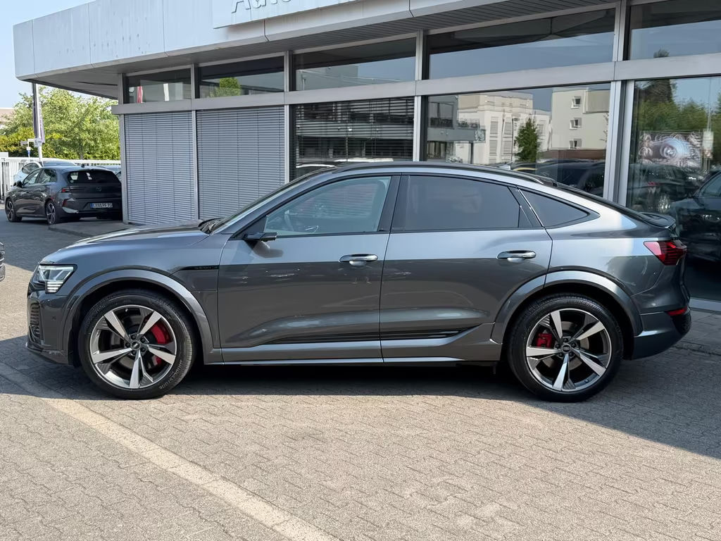 Audi SQ8 e-tron