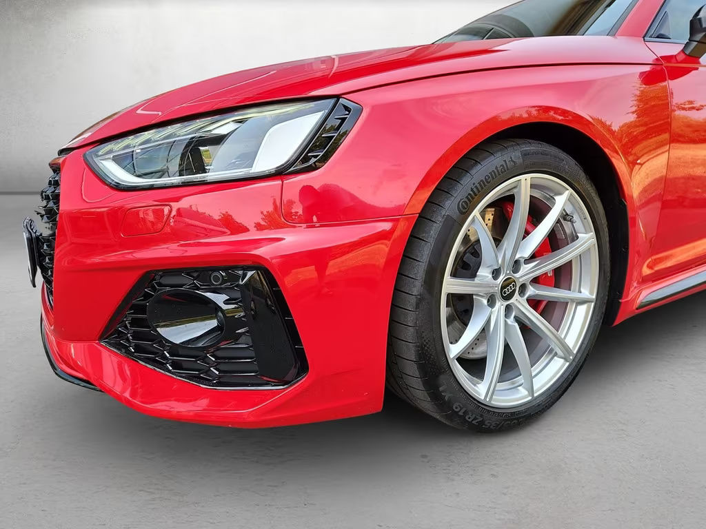 Audi RS4
