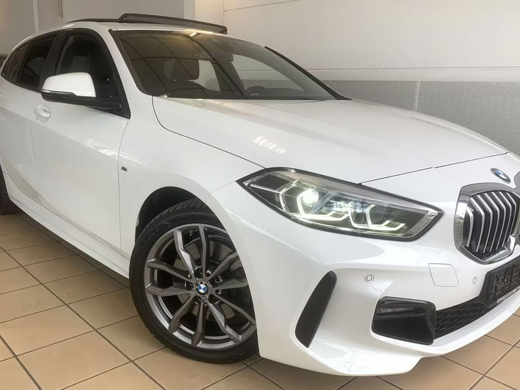 BMW 1 Serie 120 M-Sport Sedan 120i