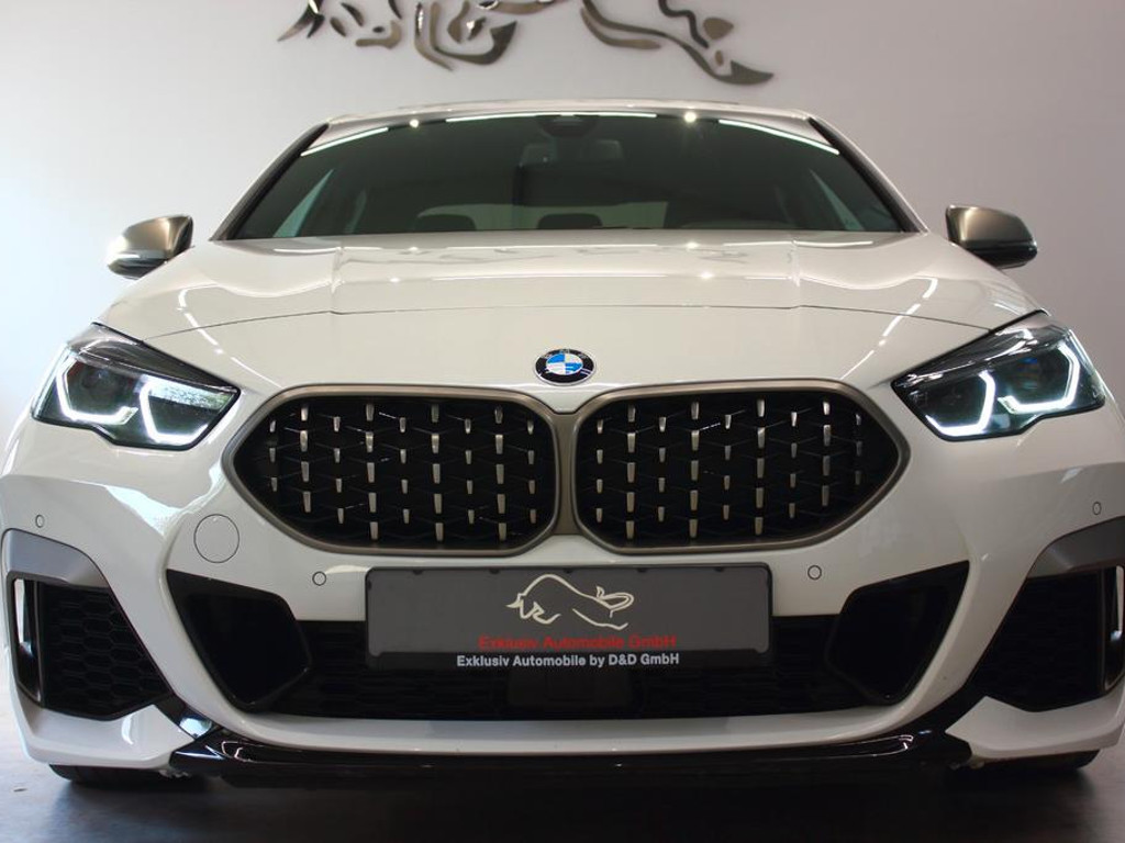 BMW M235