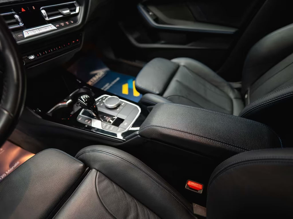 BMW M235