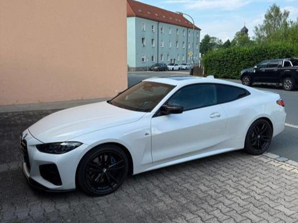 BMW M440