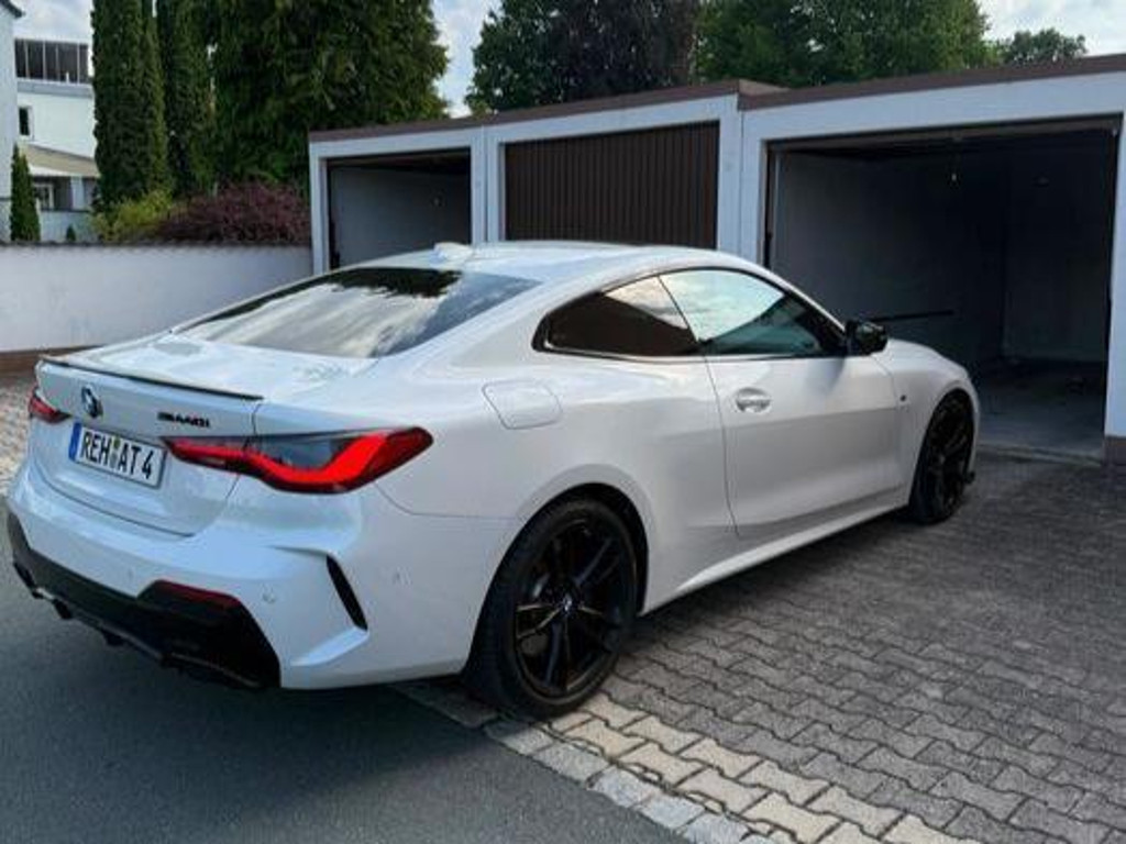BMW M440