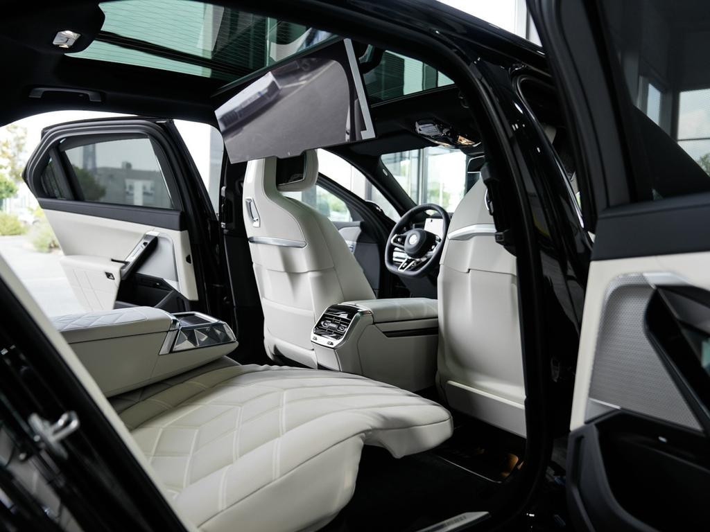 BMW 7 Serie 740 M-Sport xDrive Sedan
