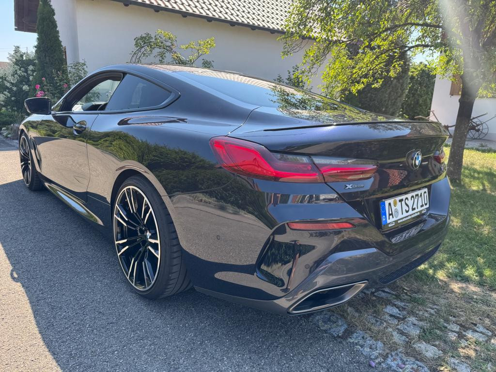 BMW M850