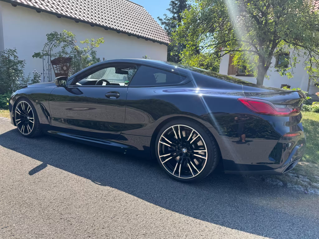 BMW M850