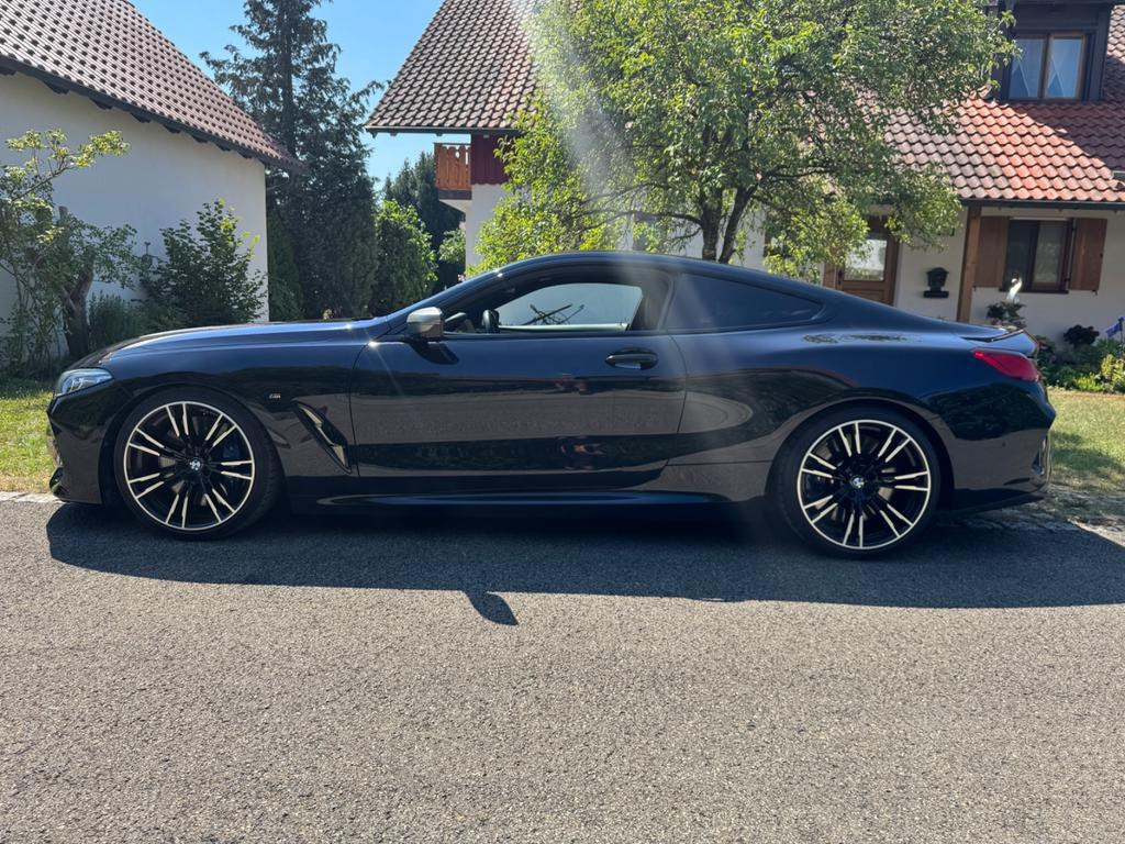 BMW M850