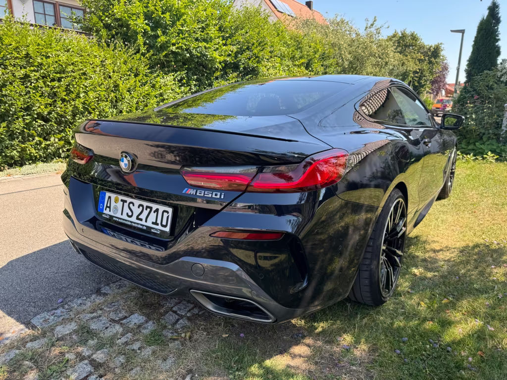 BMW M850