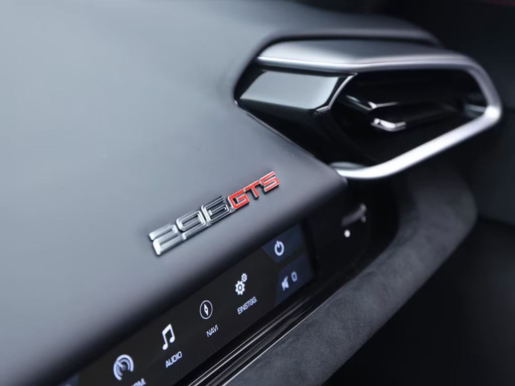 Ferrari 296 GTS