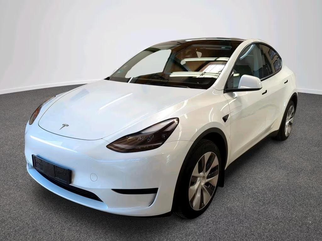 Tesla Model Y RWD
