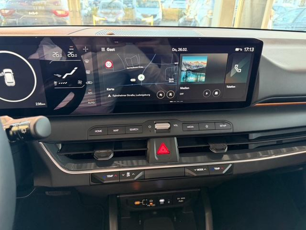 Kia K4