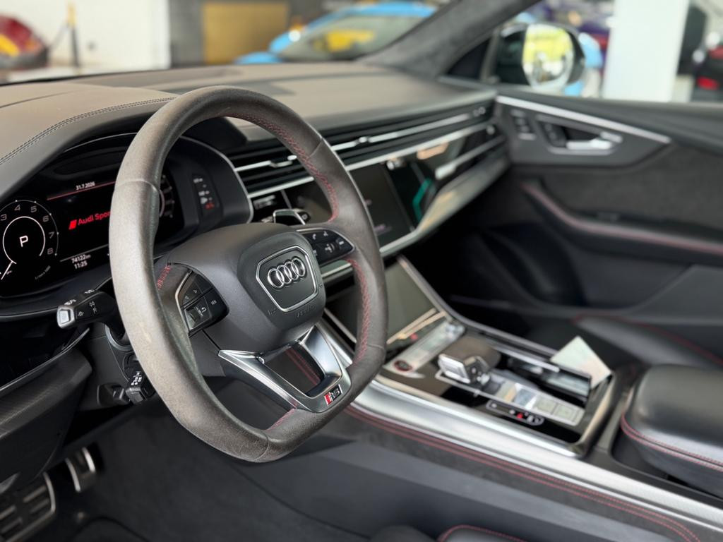 Audi RS Q8