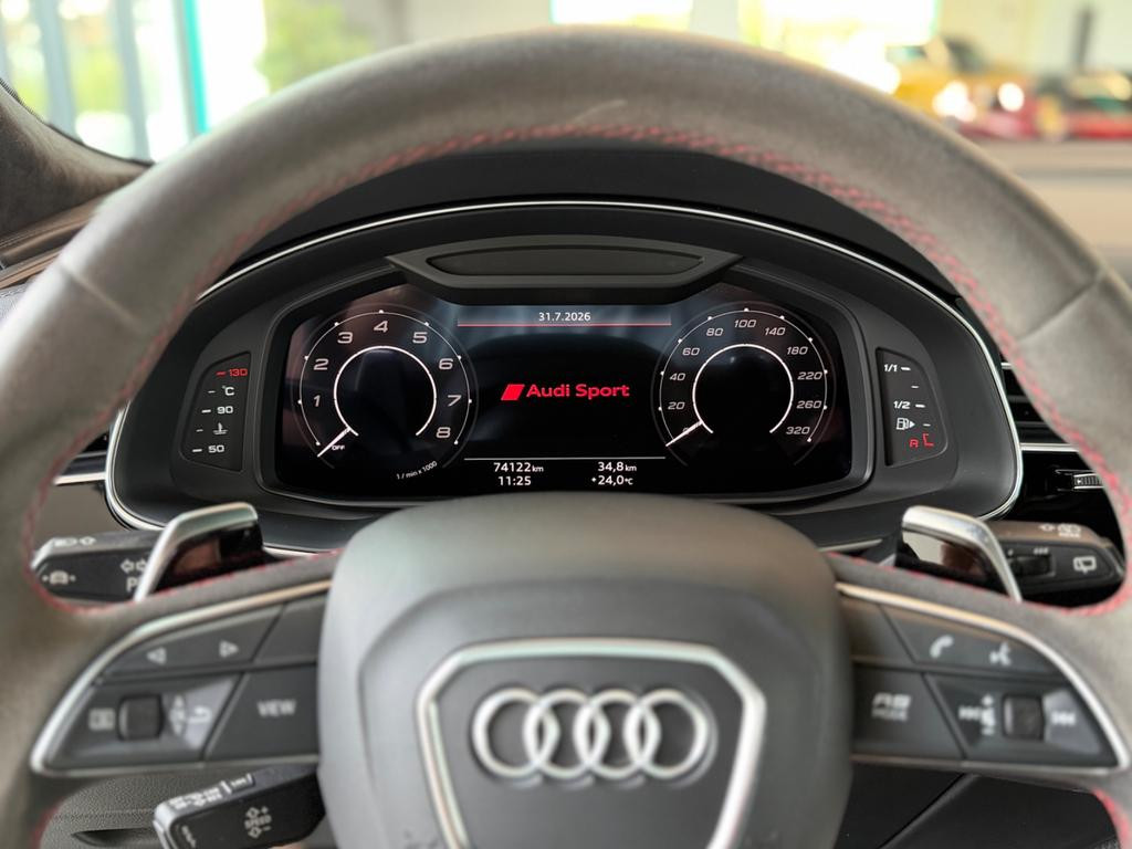 Audi RS Q8
