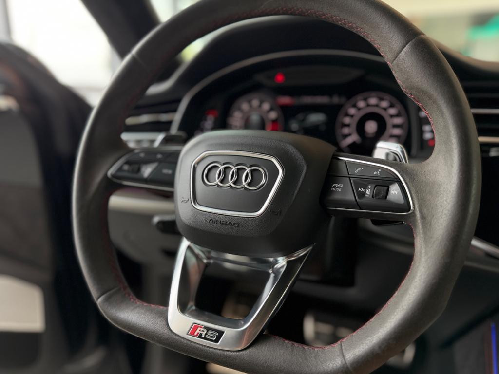Audi RS Q8