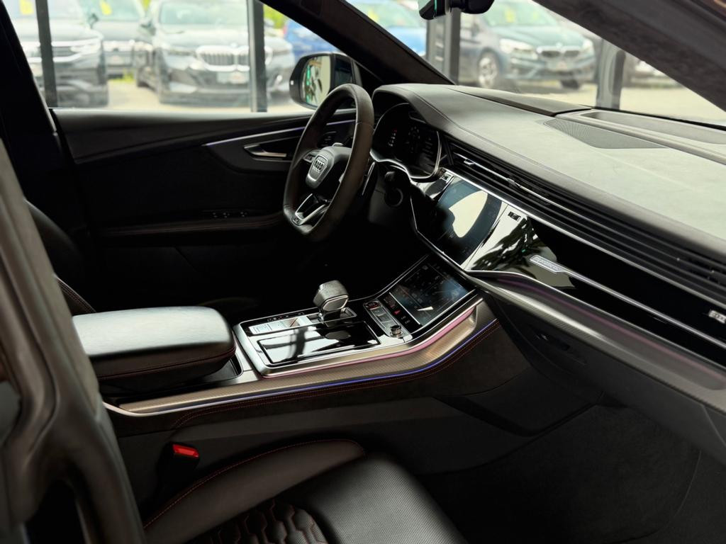 Audi RS Q8