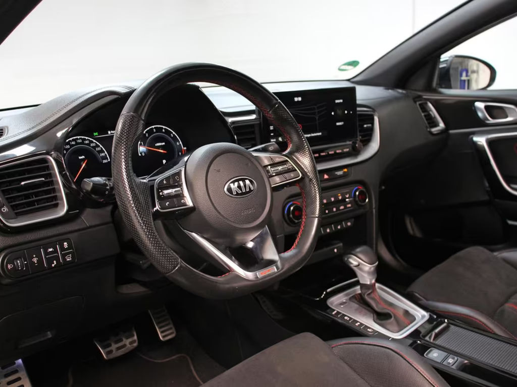 Kia ProCeed