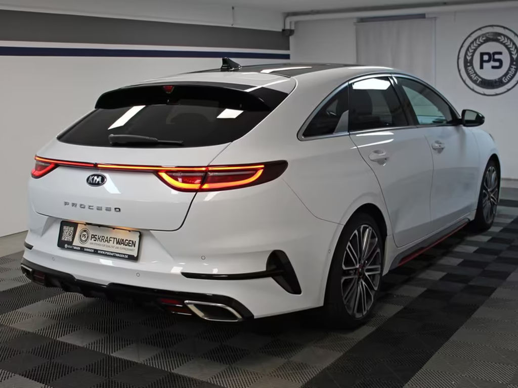 Kia ProCeed