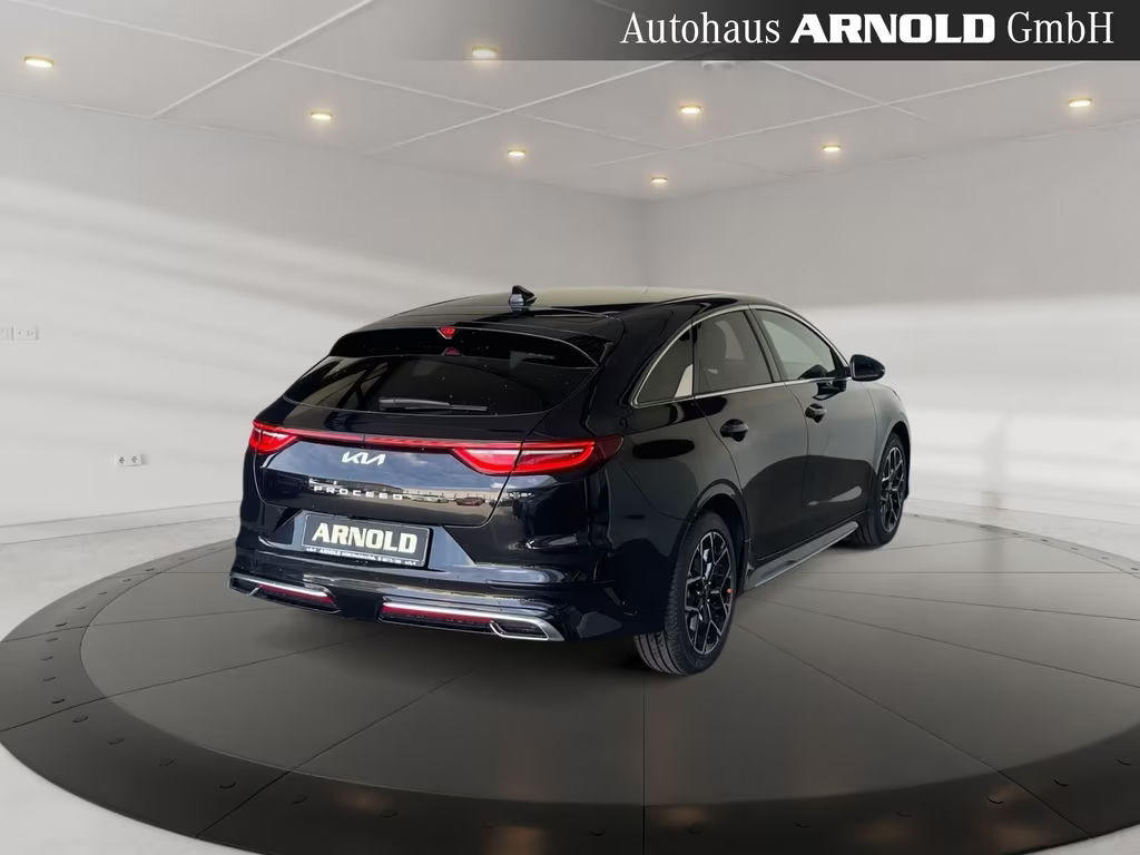 Kia ProCeed