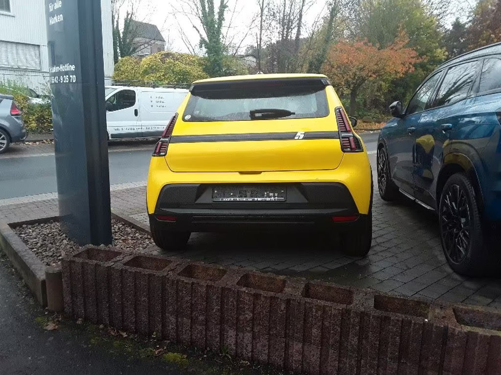Renault 5