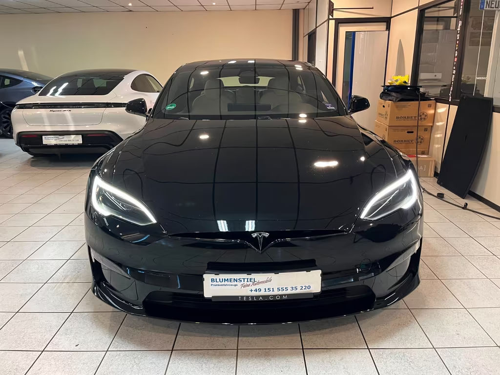 Tesla Model S