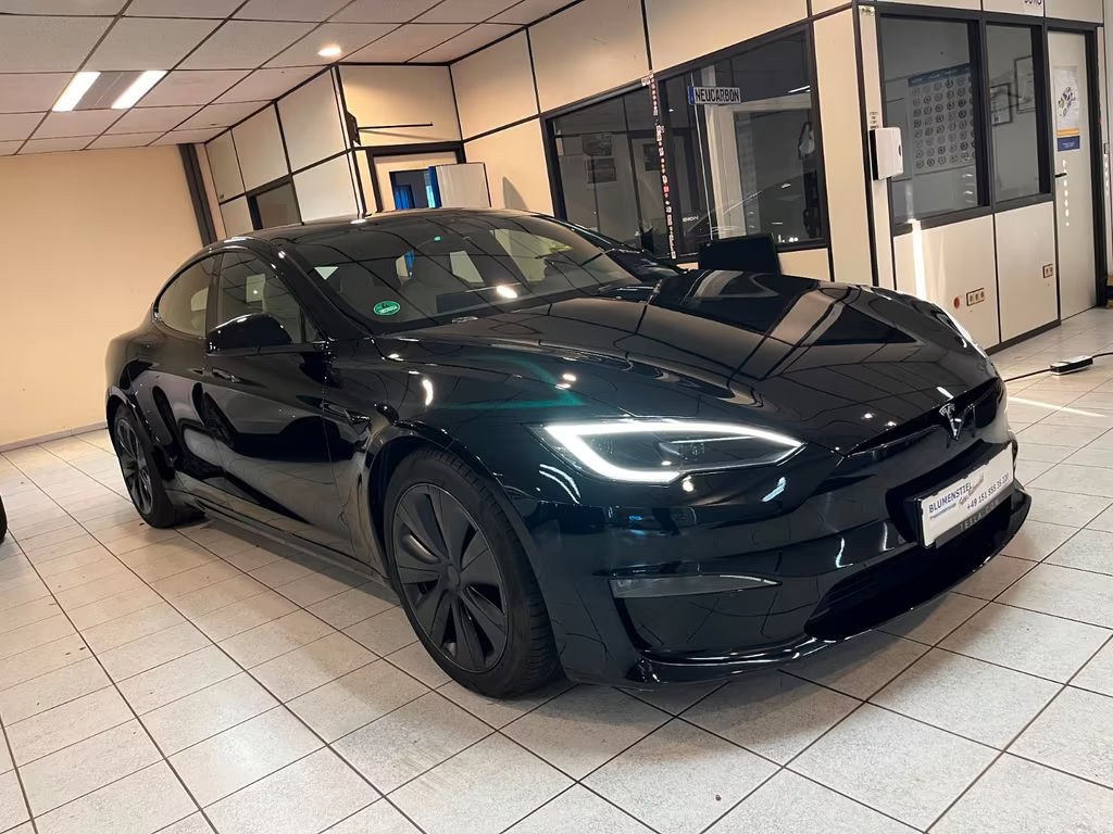 Tesla Model S