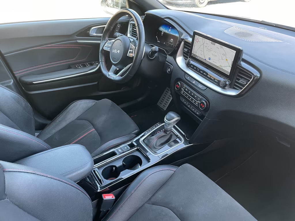Kia ProCeed