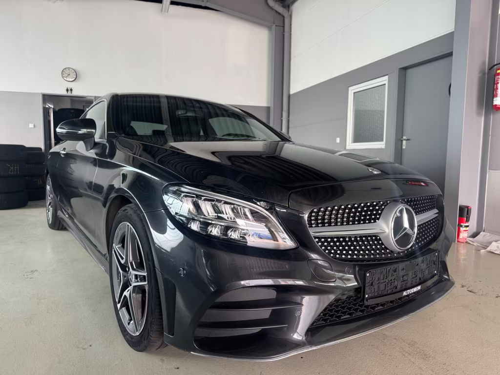 Mercedes-Benz C-Klasse C 200 AMG Line Coupé