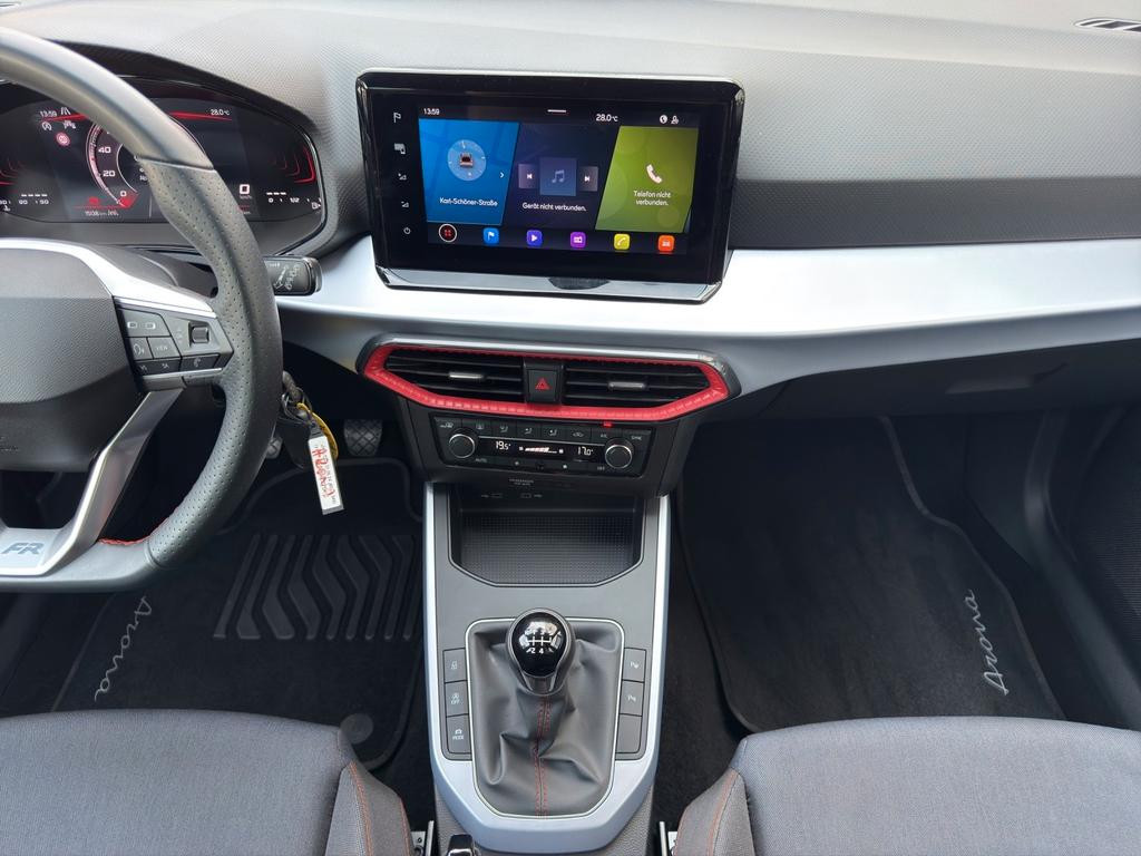 Seat Arona