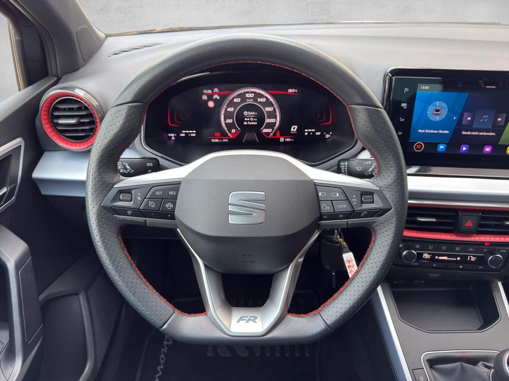 Seat Arona