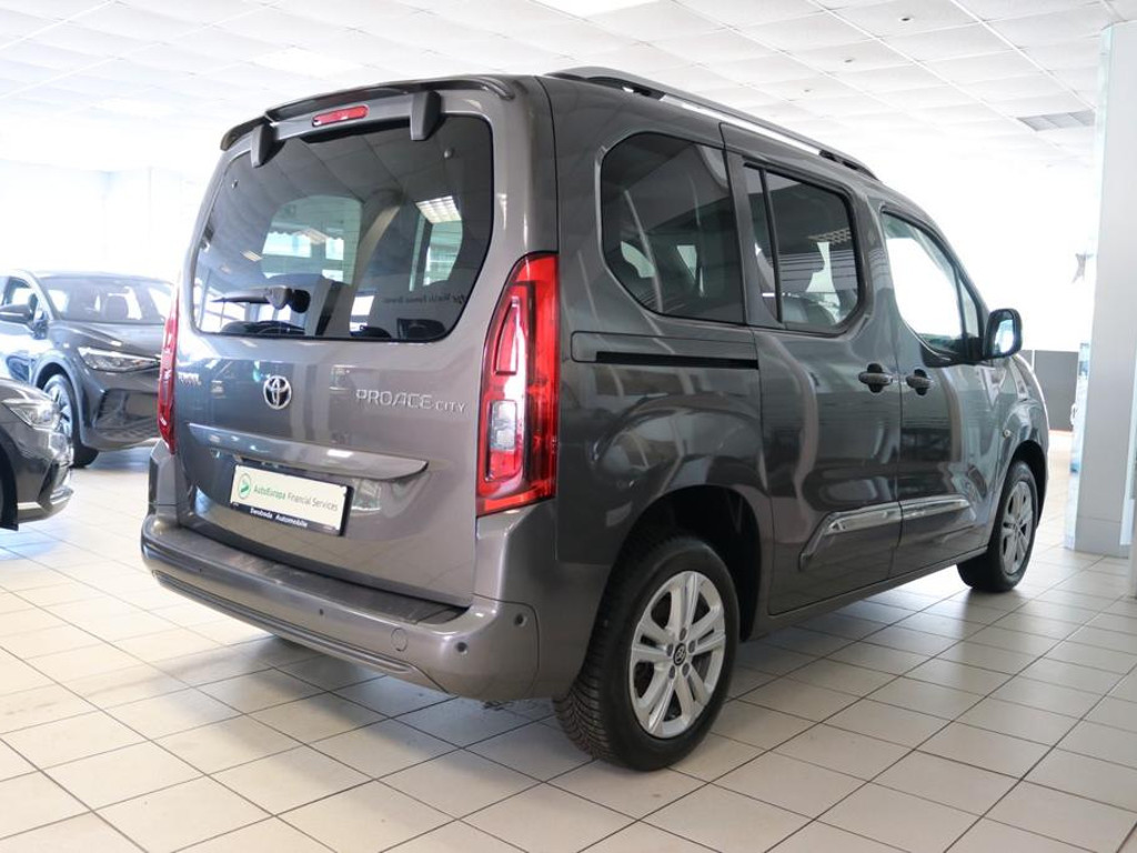 Toyota Proace (Verso)