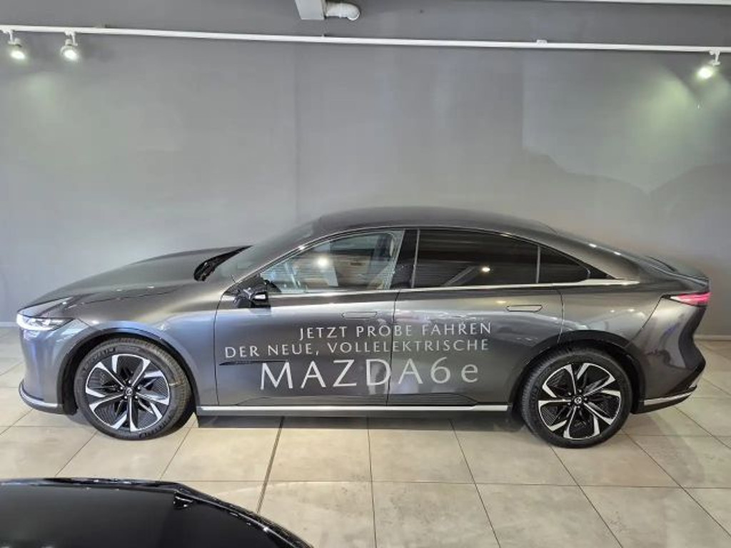 Mazda 6e
