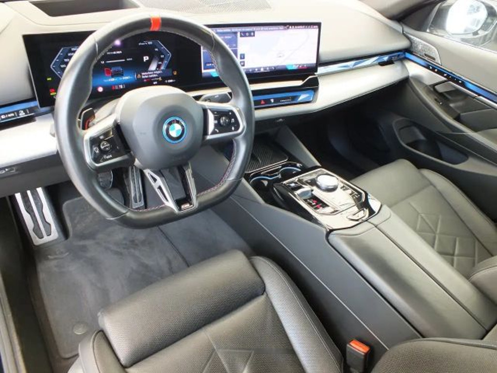 BMW i5