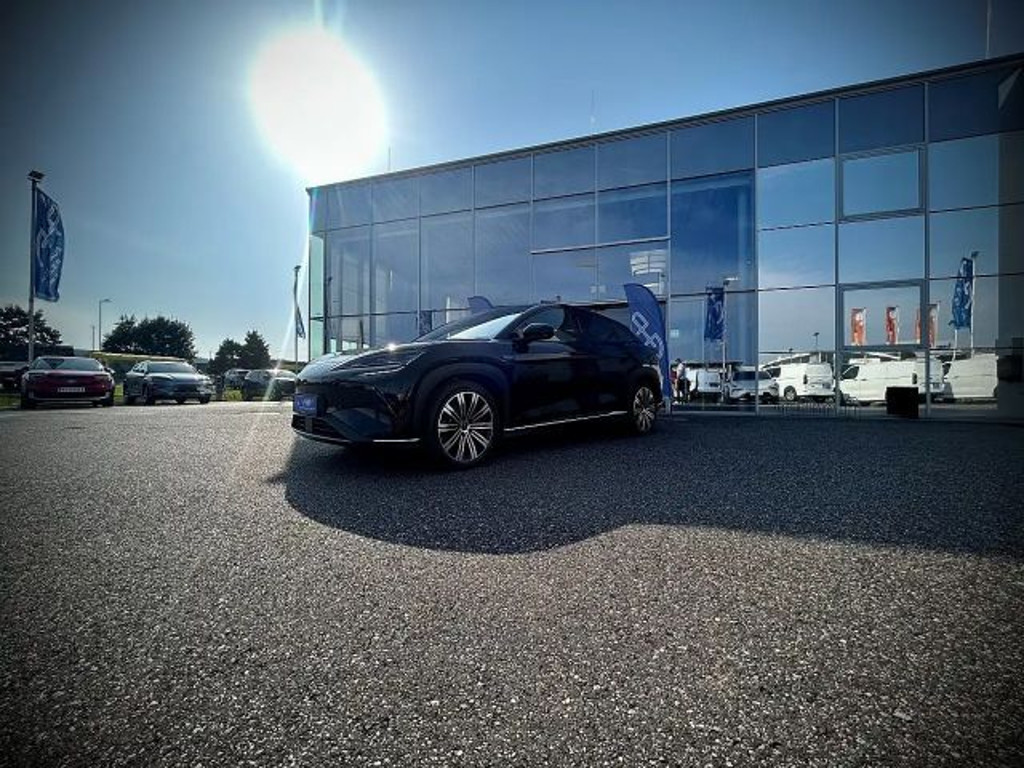 BYD Sealion 7