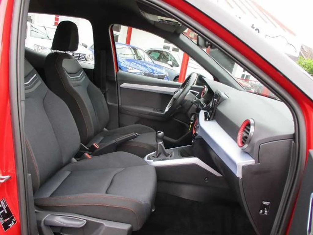 Seat Arona