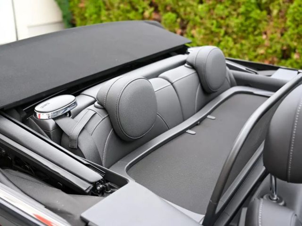 Mini Cooper Cabrio
