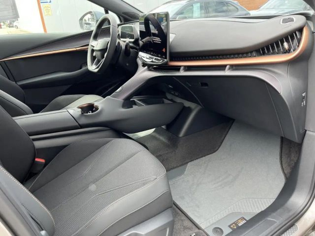 Cupra Tavascan