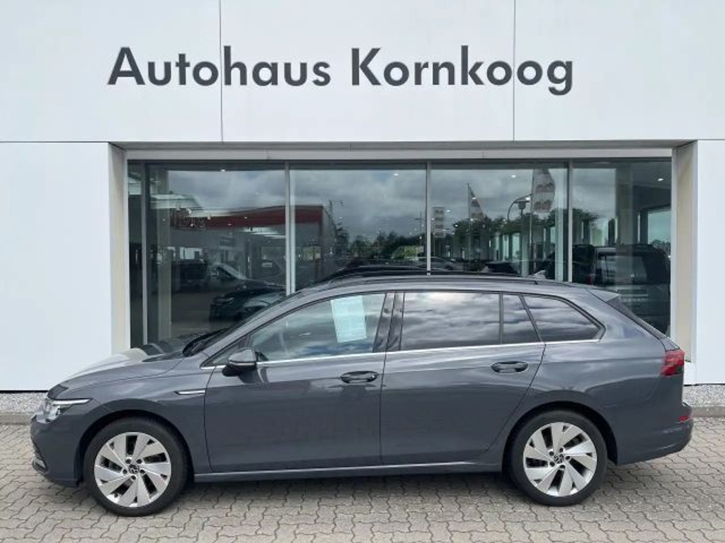 Volkswagen Golf DSG Style Variant 2.0 TDI