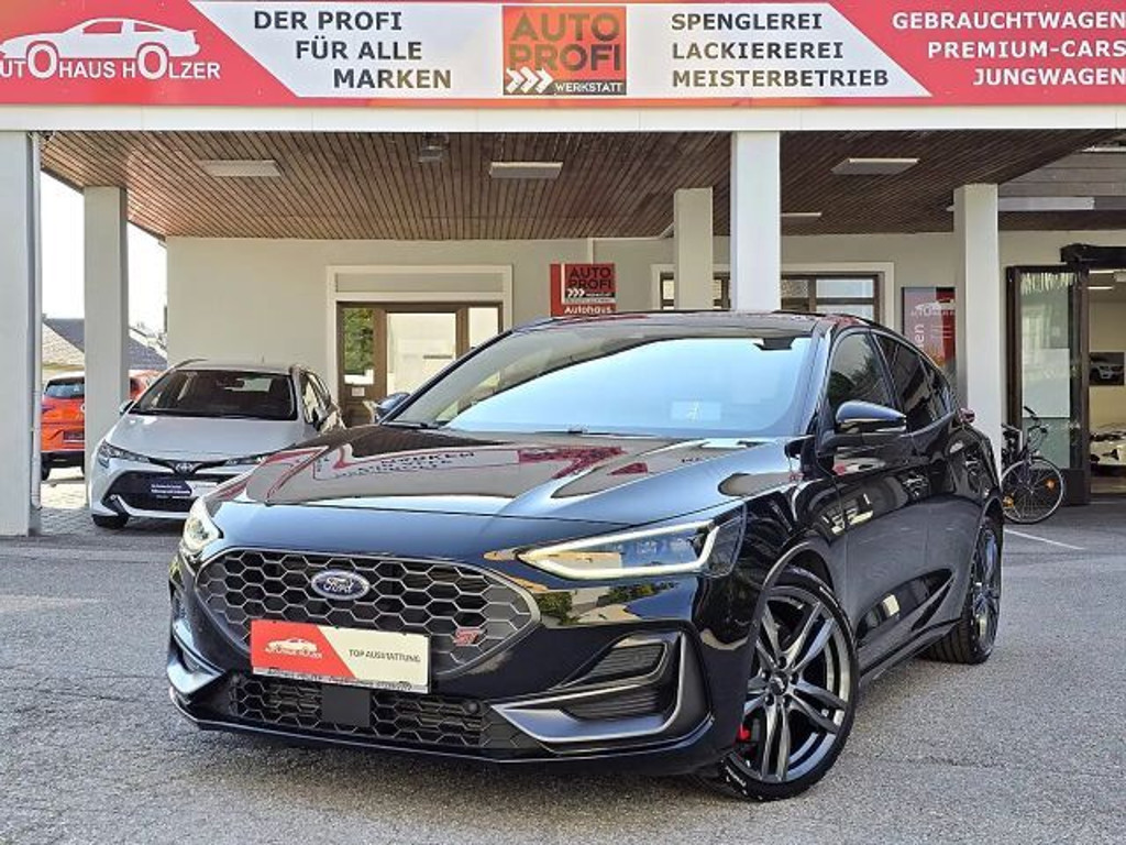 Ford Focus EcoBoost ST Line