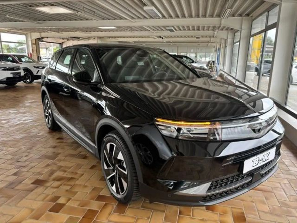 Opel Grandland Hybrid Edition
