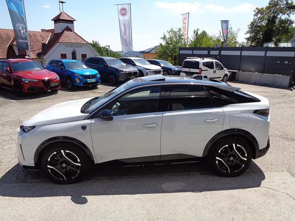 Peugeot E-3008